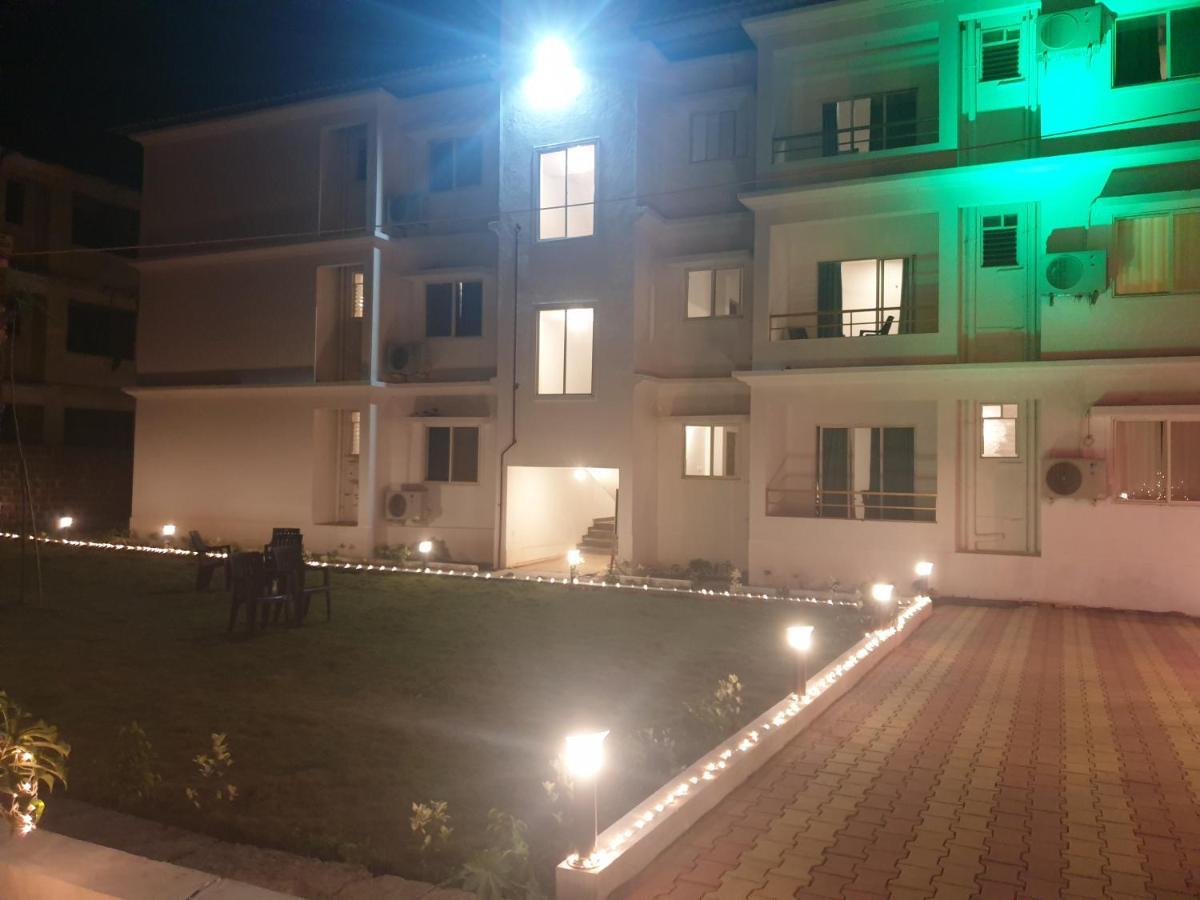 Dacha Arambol Hotel Bagian luar foto